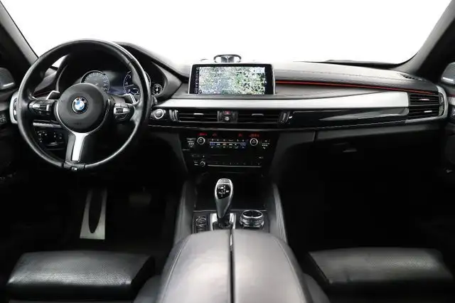 BMW X6 view 12
