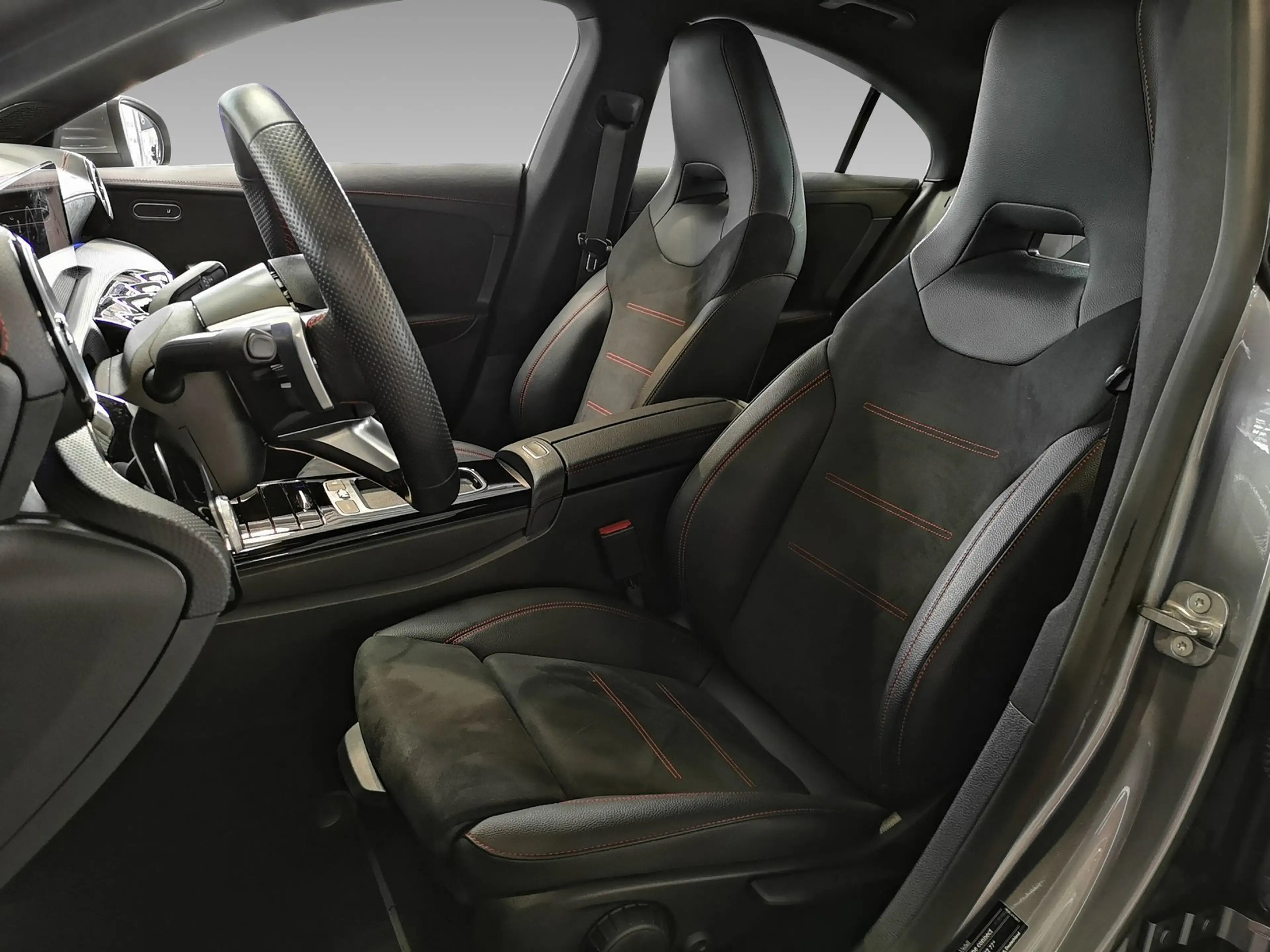 Mercedes-Benz CLA 200 Coupé AMG ADVANCED PLUS+KEYLESS+WINTER-P — photo 13