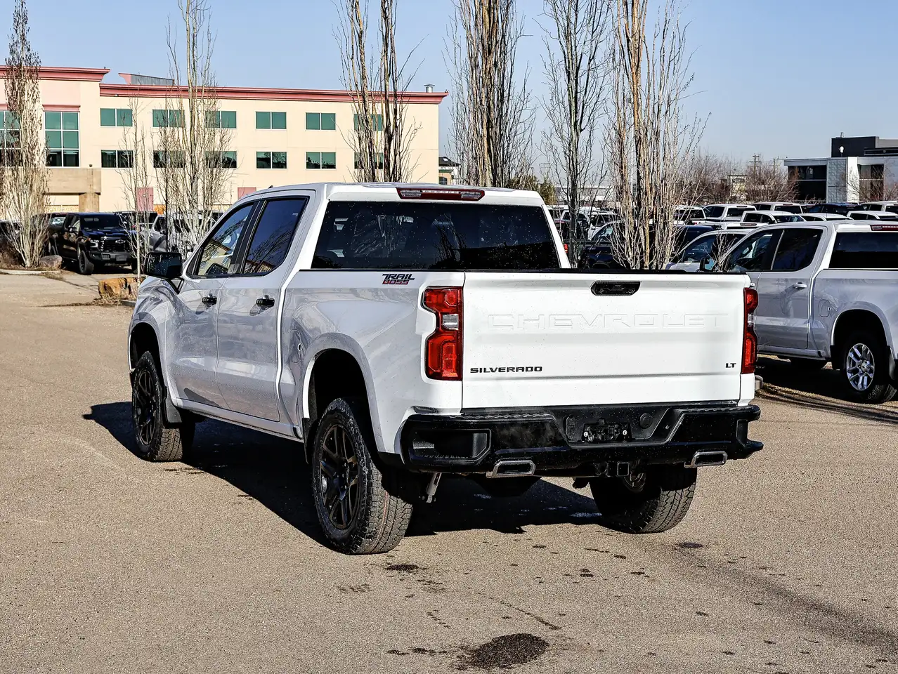 Chevrolet Silverado 1500 снимка Chevrolet Silverado 1500