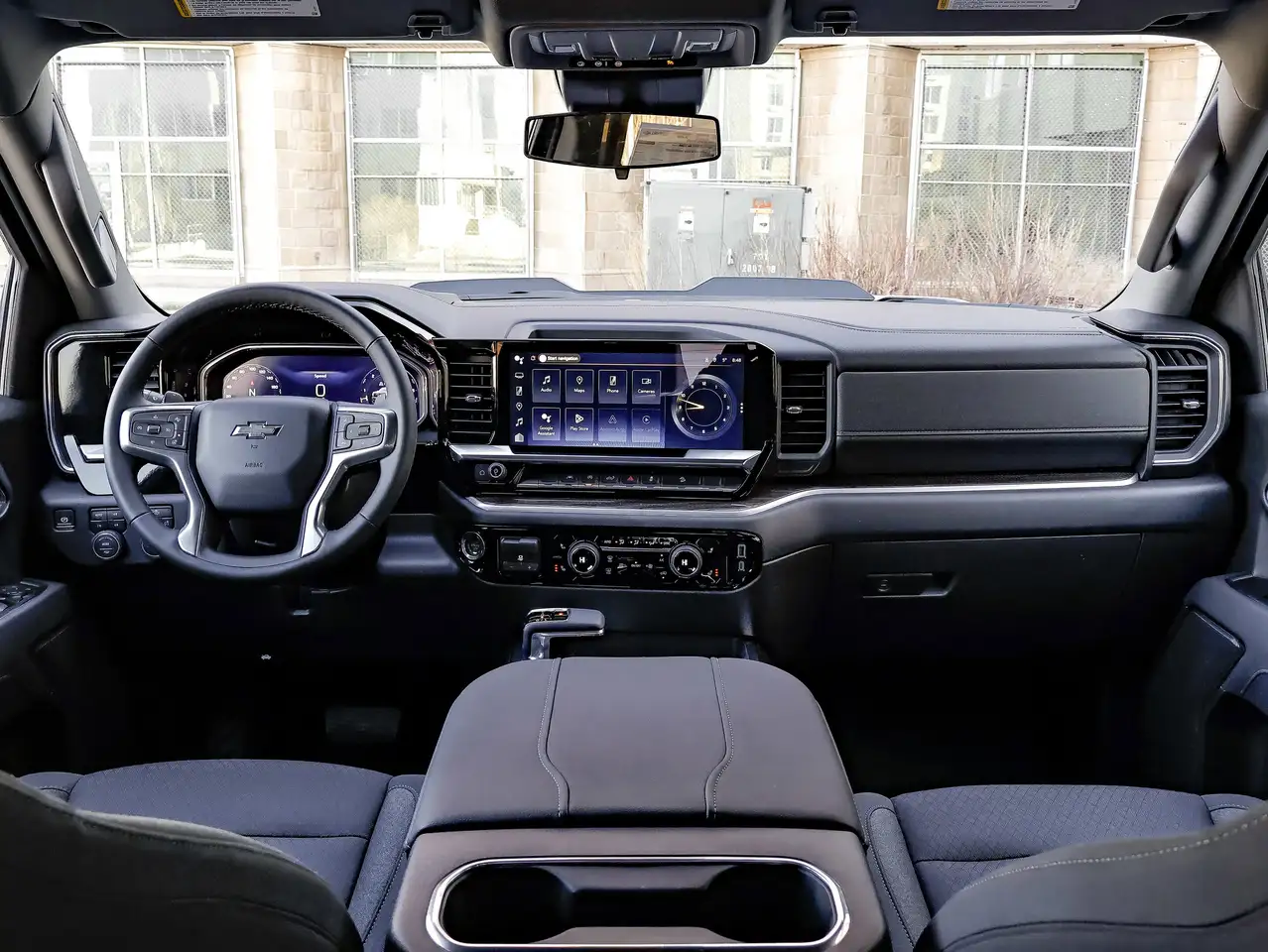 Chevrolet Silverado 1500 снимка Chevrolet Silverado 1500