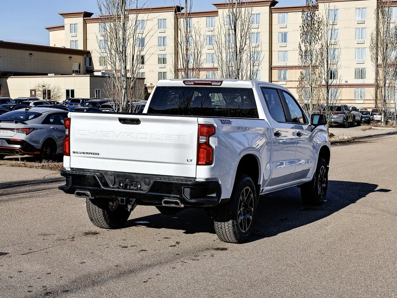 Chevrolet Silverado 1500 снимка Chevrolet Silverado 1500