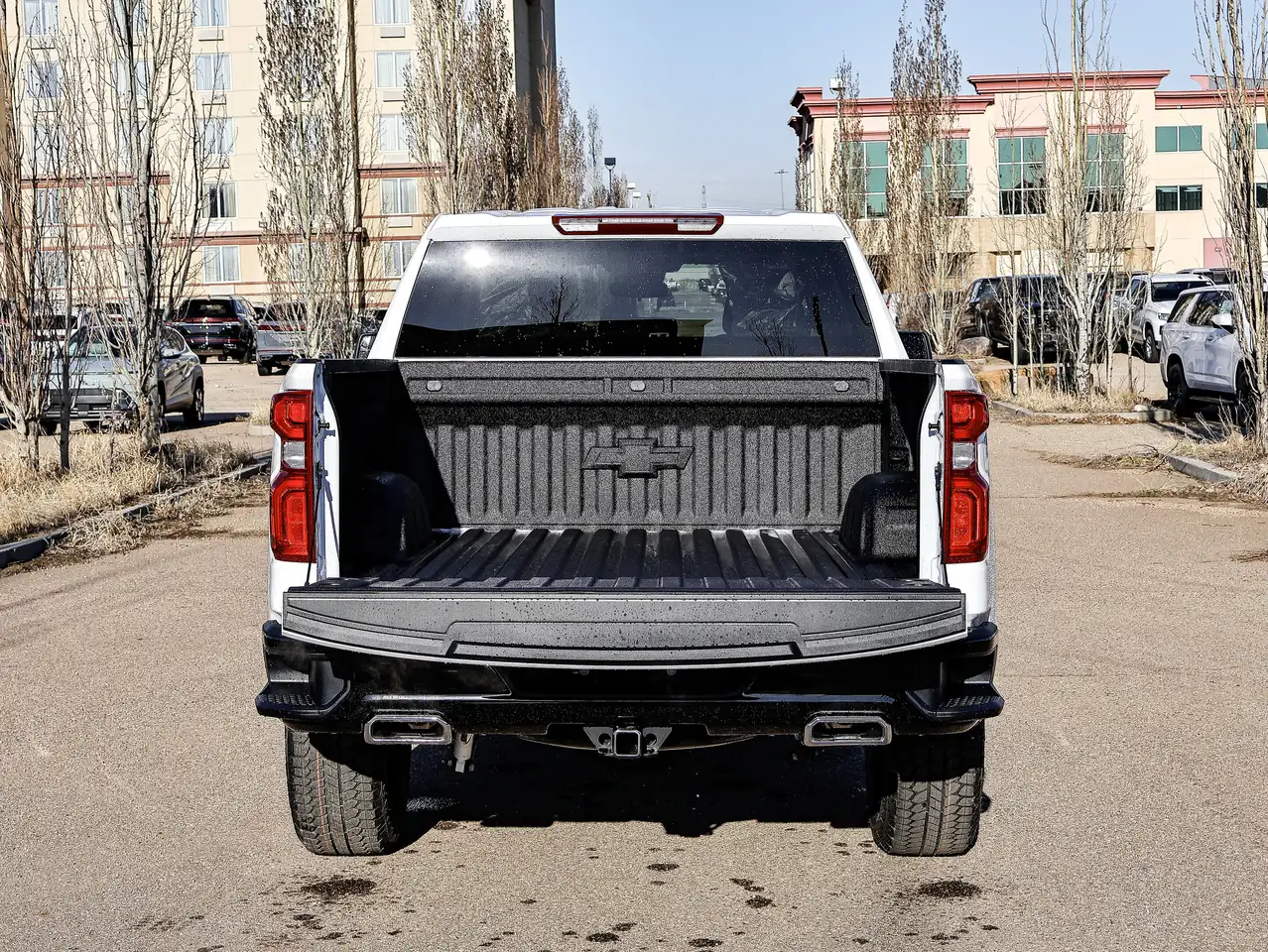 Chevrolet Silverado 1500 снимка Chevrolet Silverado 1500