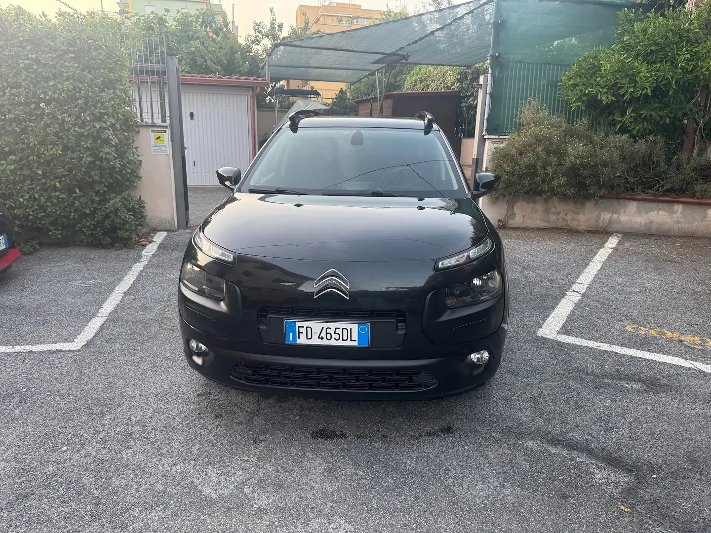 Citroen C4 C4 Cactus 2014 Cactus 1.6 bluehdi Shine 100cv Czarny - 1