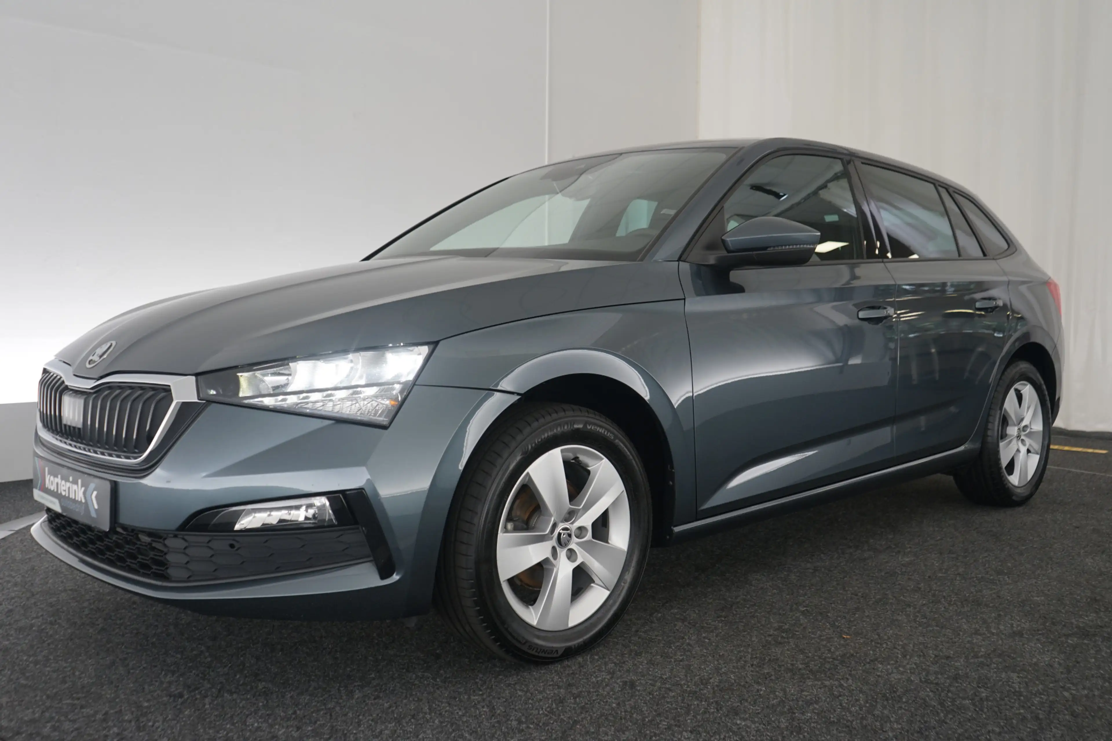 Skoda Scala 1.0 TSI Sport Business — photo 9