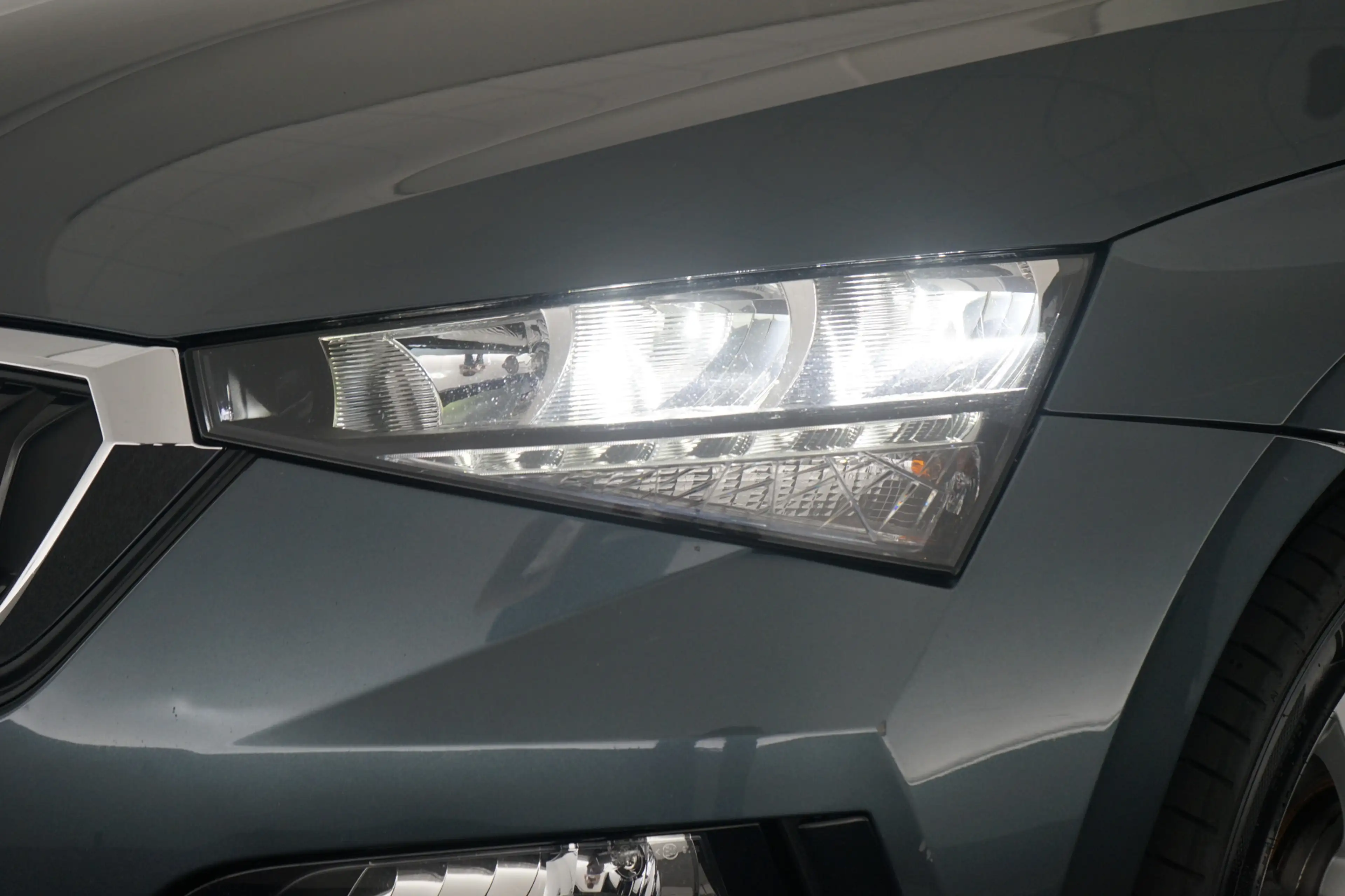 Skoda Scala 1.0 TSI Sport Business — photo 7