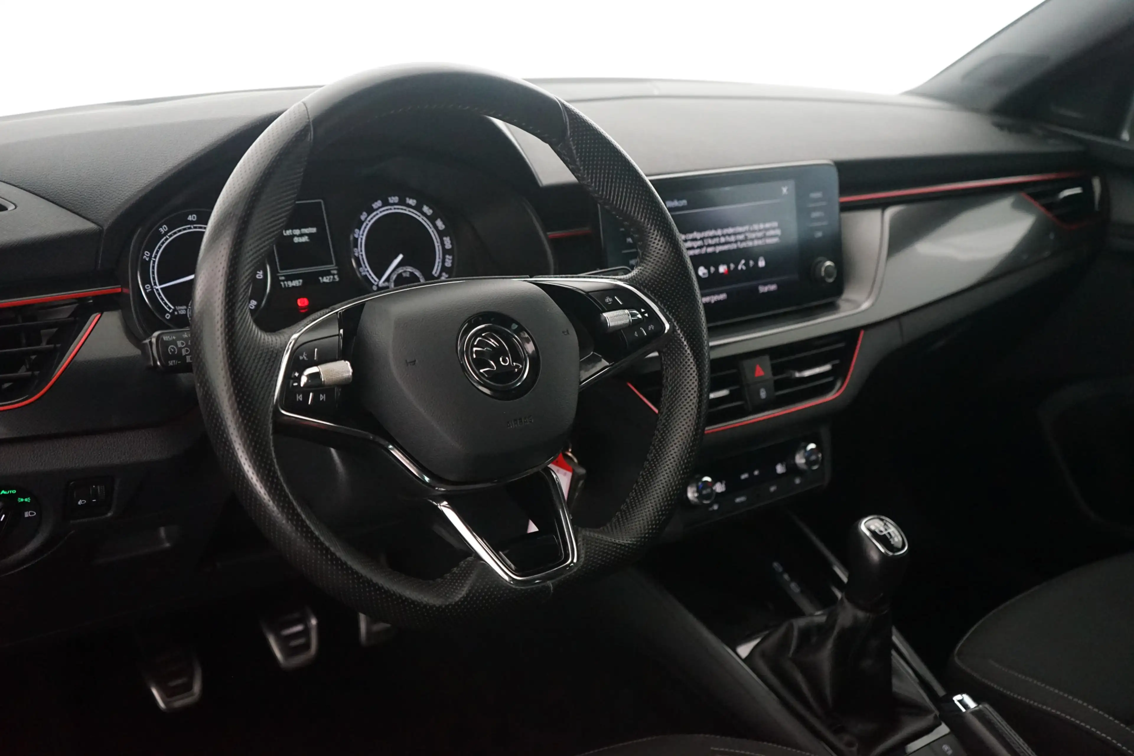 Skoda Scala 1.0 TSI Sport Business — photo 14