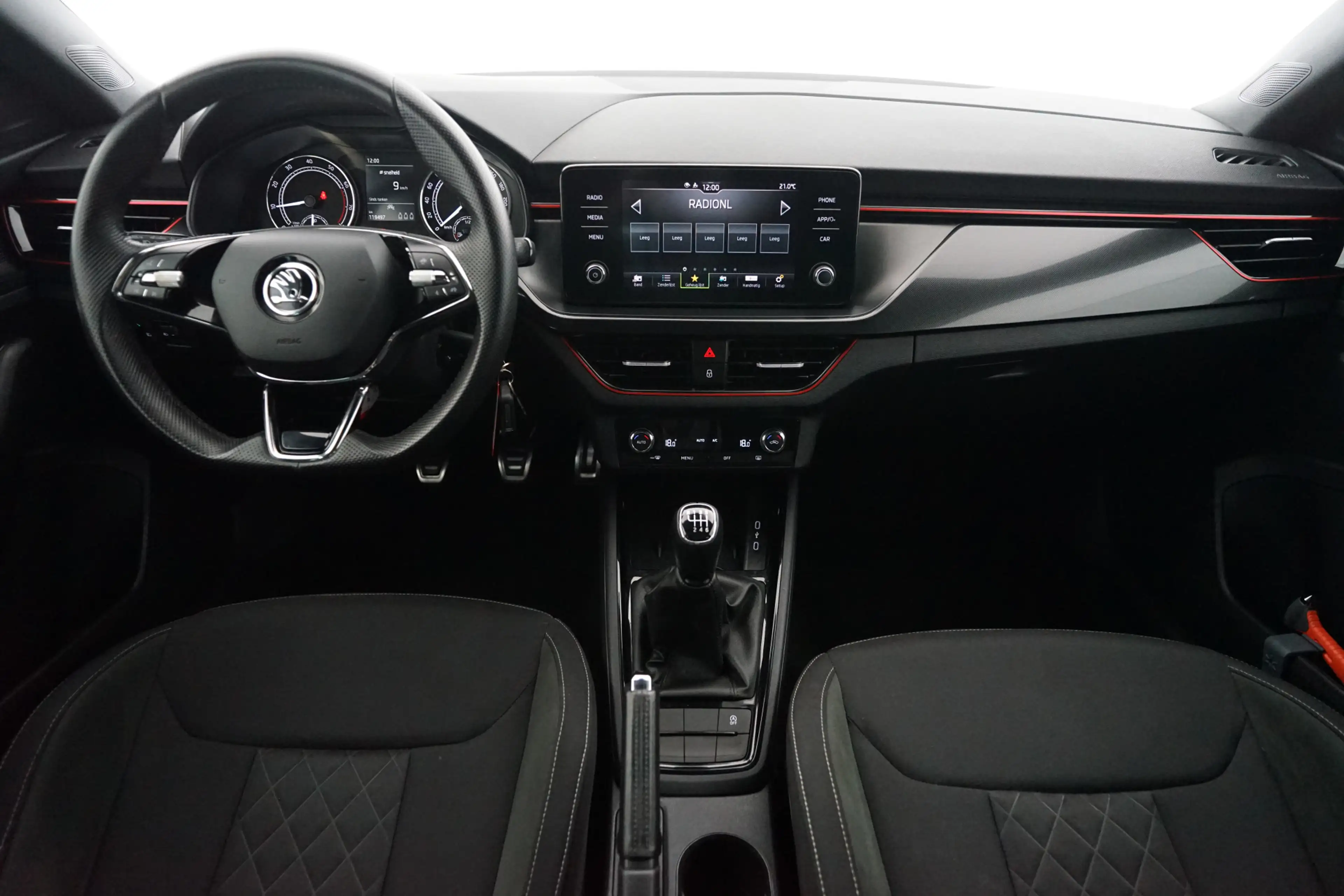 Skoda Scala 1.0 TSI Sport Business — photo 2