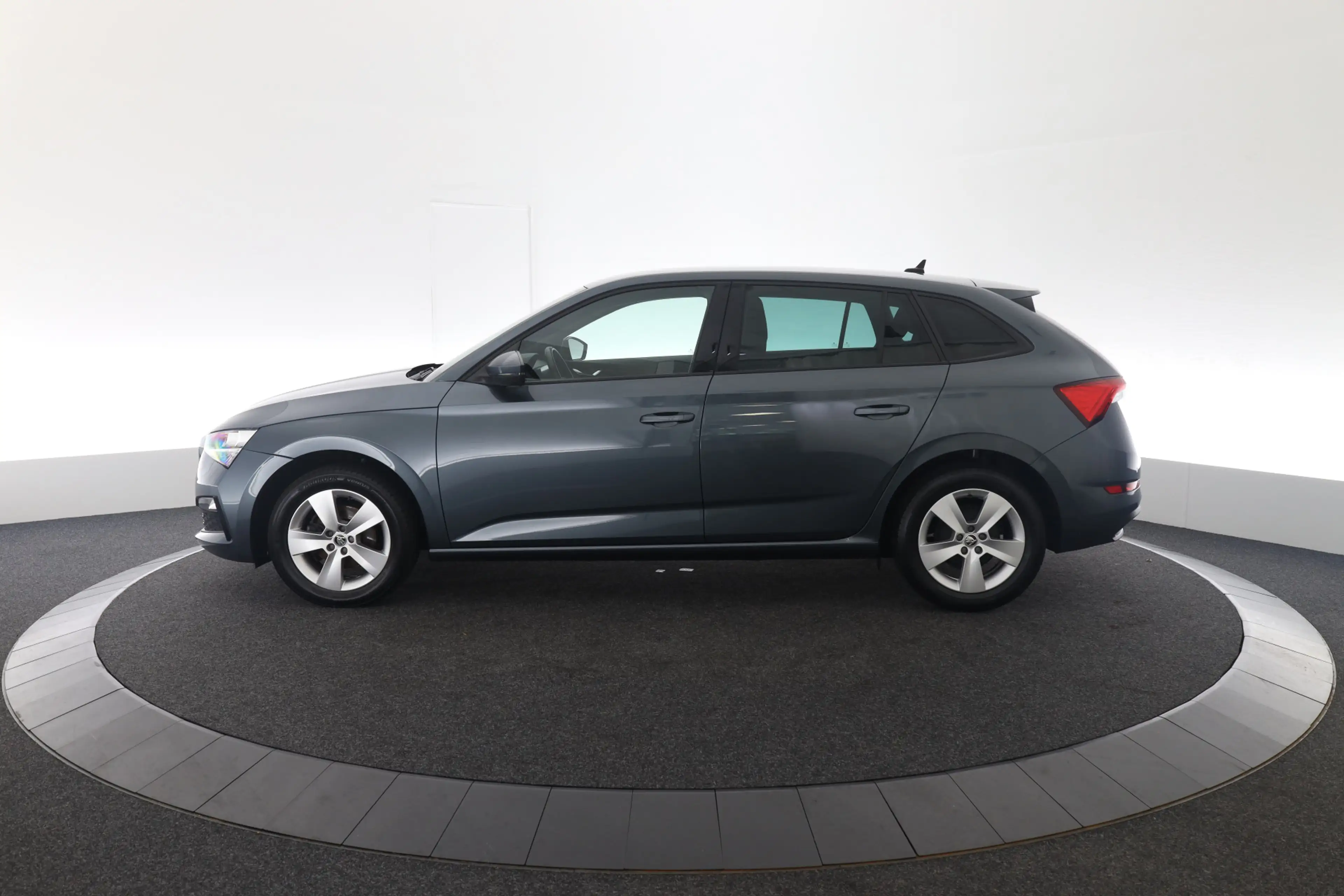 Skoda Scala 1.0 TSI Sport Business — photo 5