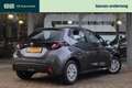 Toyota Yaris 1.5 VVT-i Active TELEFOON|CRUISE|CAMERA|CARPLAY Grau - thumbnail 2