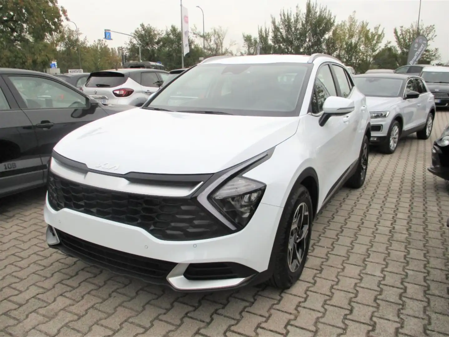 Kia Sportage 1.6 CRDI 136Cv MH Business Bianco - 1