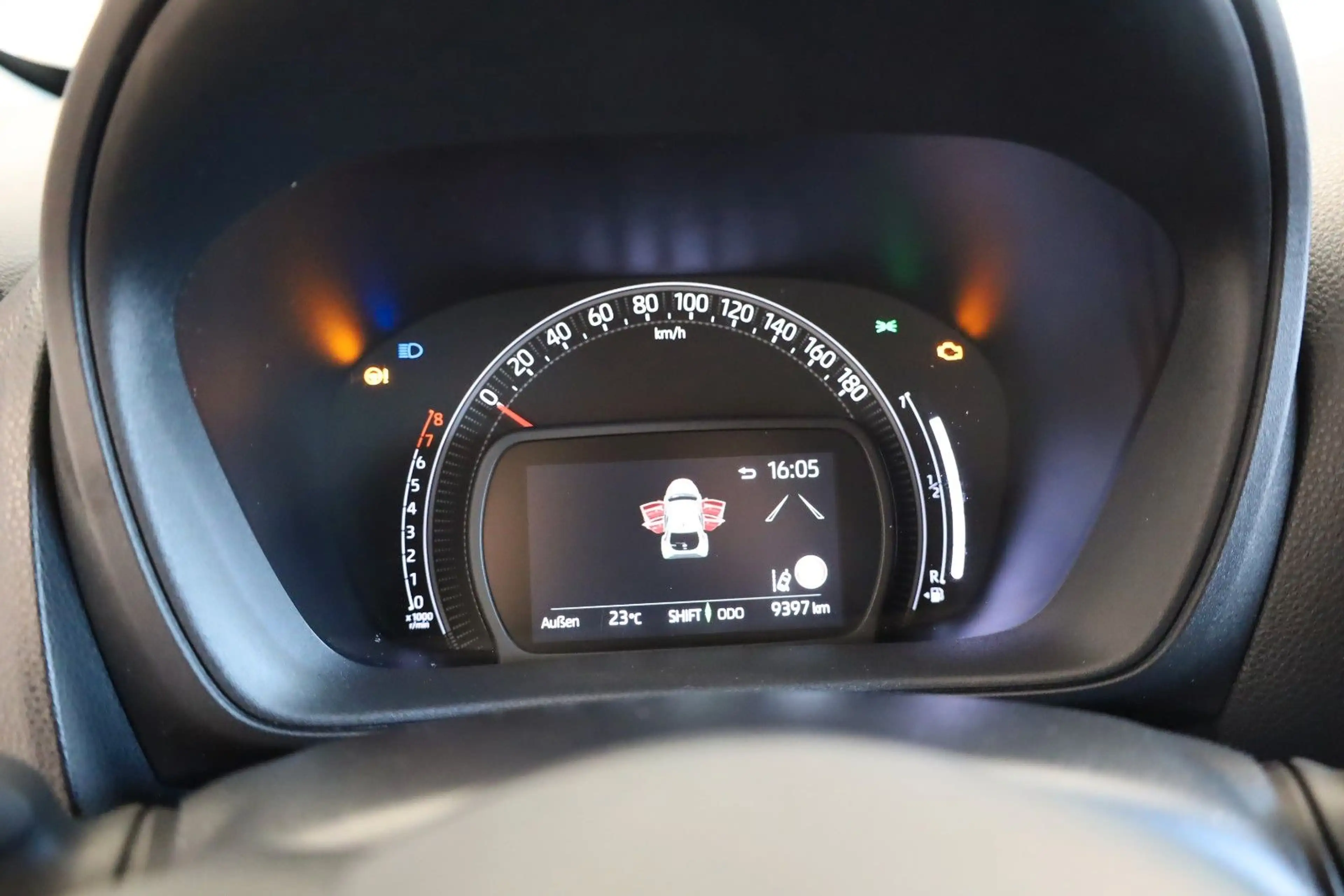 Toyota Aygo X  / R.Kamera /  ACC /  1.Hand / Garantie ! — photo 13