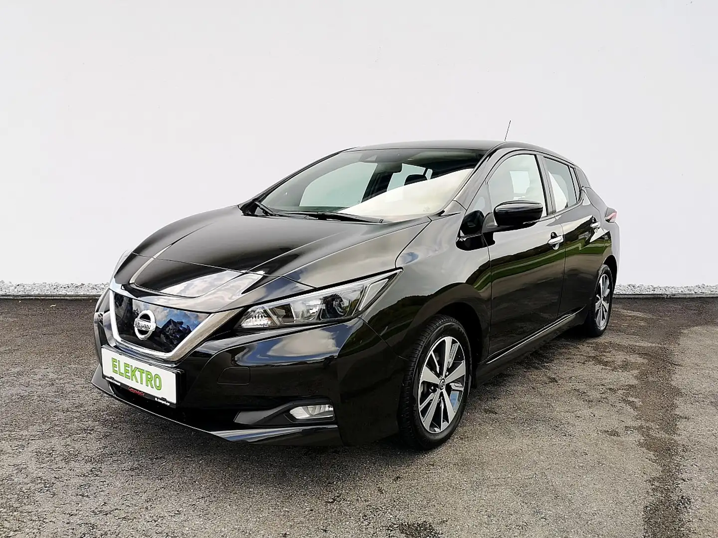 Nissan Leaf 40kWh Acenta Schwarz - 1