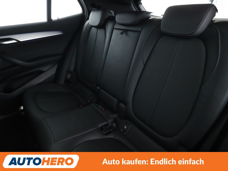 BMW X2 xDrive 20i M Sport Aut.*NAVI*LED*CAM*TEMPO*SHZ* — photo 14