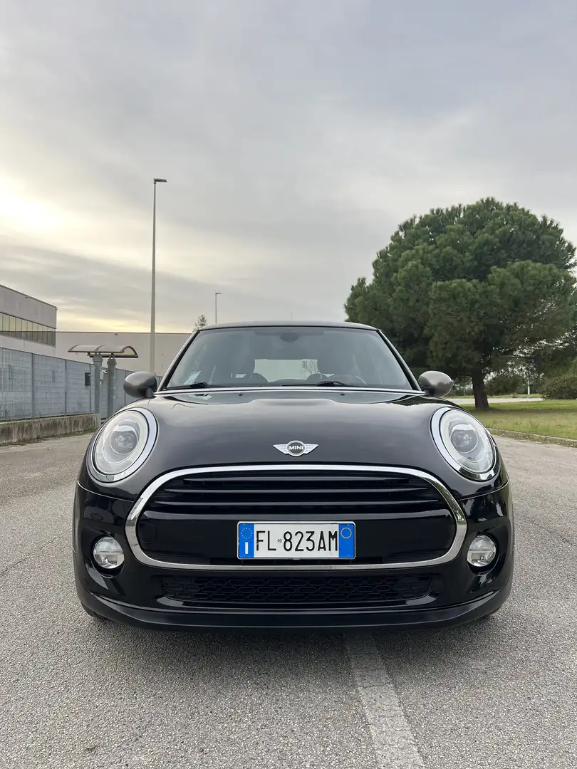 MINI Cooper D 1.5 Business Seven 3p - 2