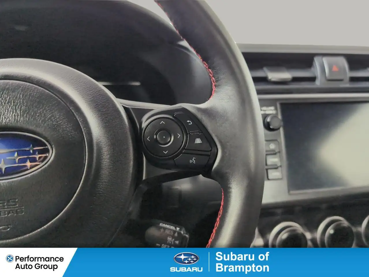 Subaru BRZ снимка Subaru BRZ