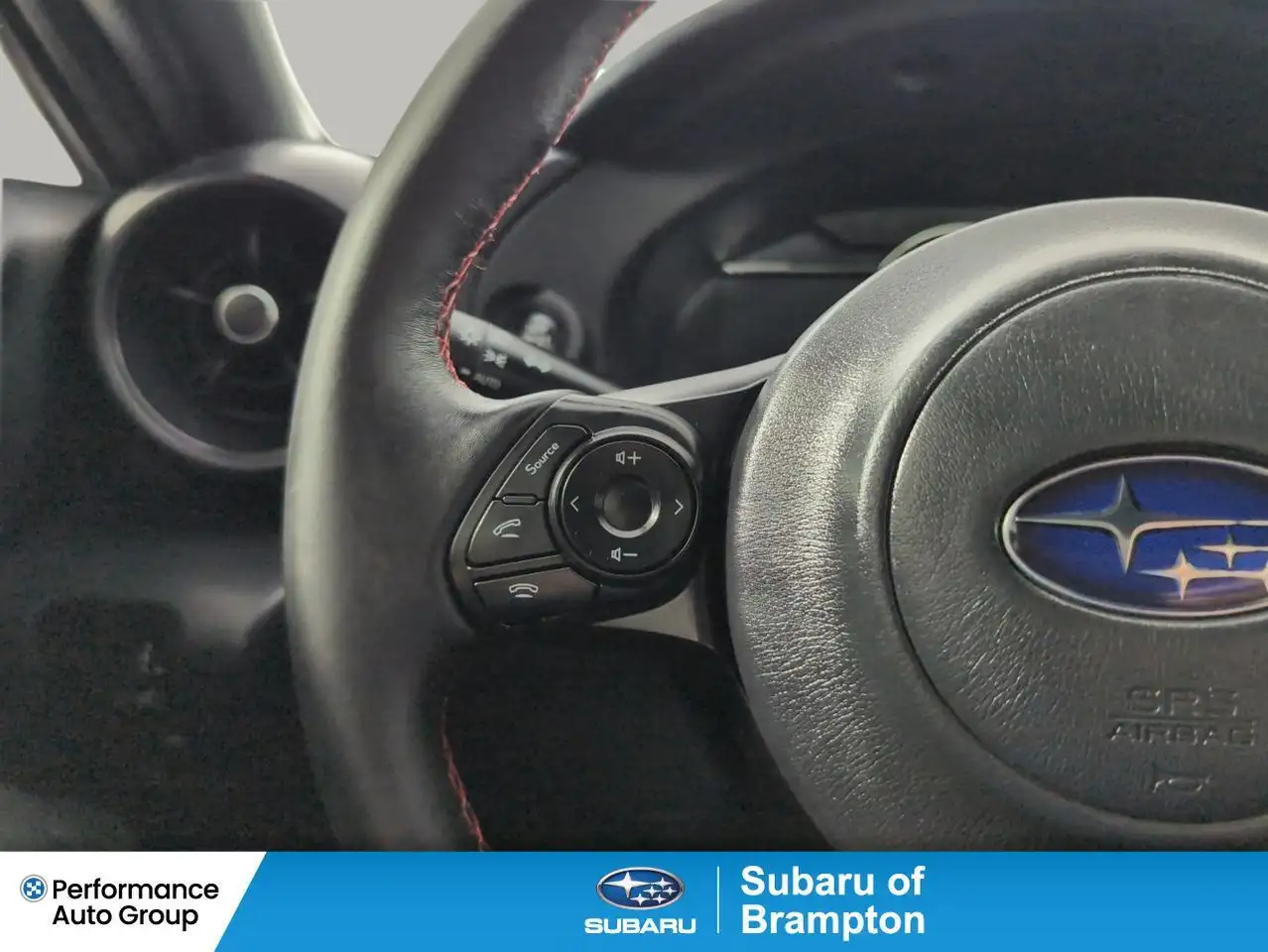 Subaru BRZ снимка Subaru BRZ