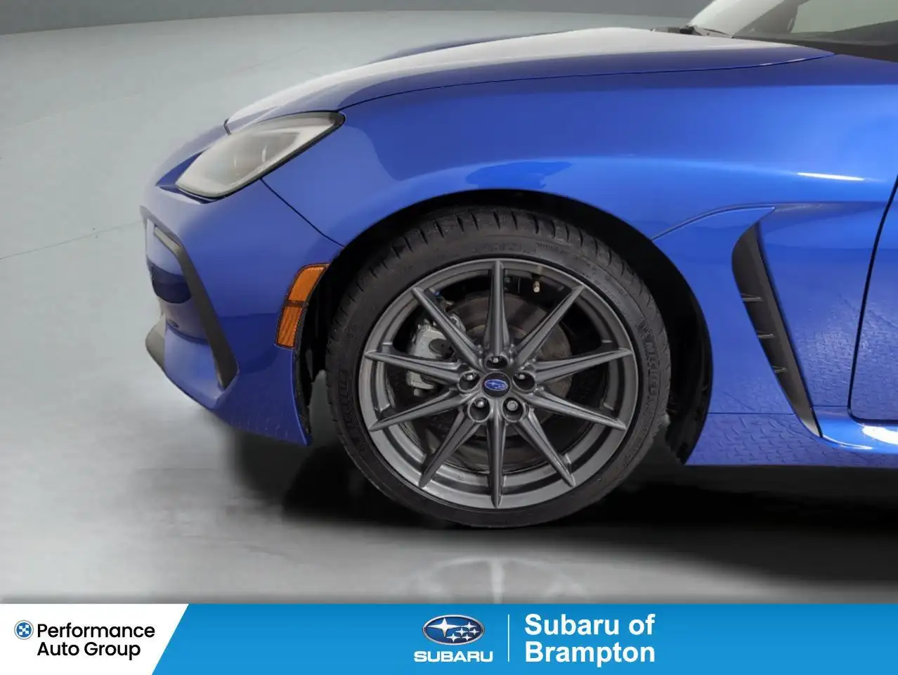 Subaru BRZ снимка Subaru BRZ