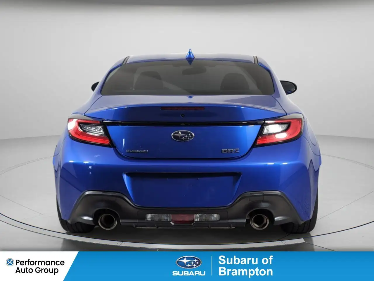 Subaru BRZ снимка Subaru BRZ