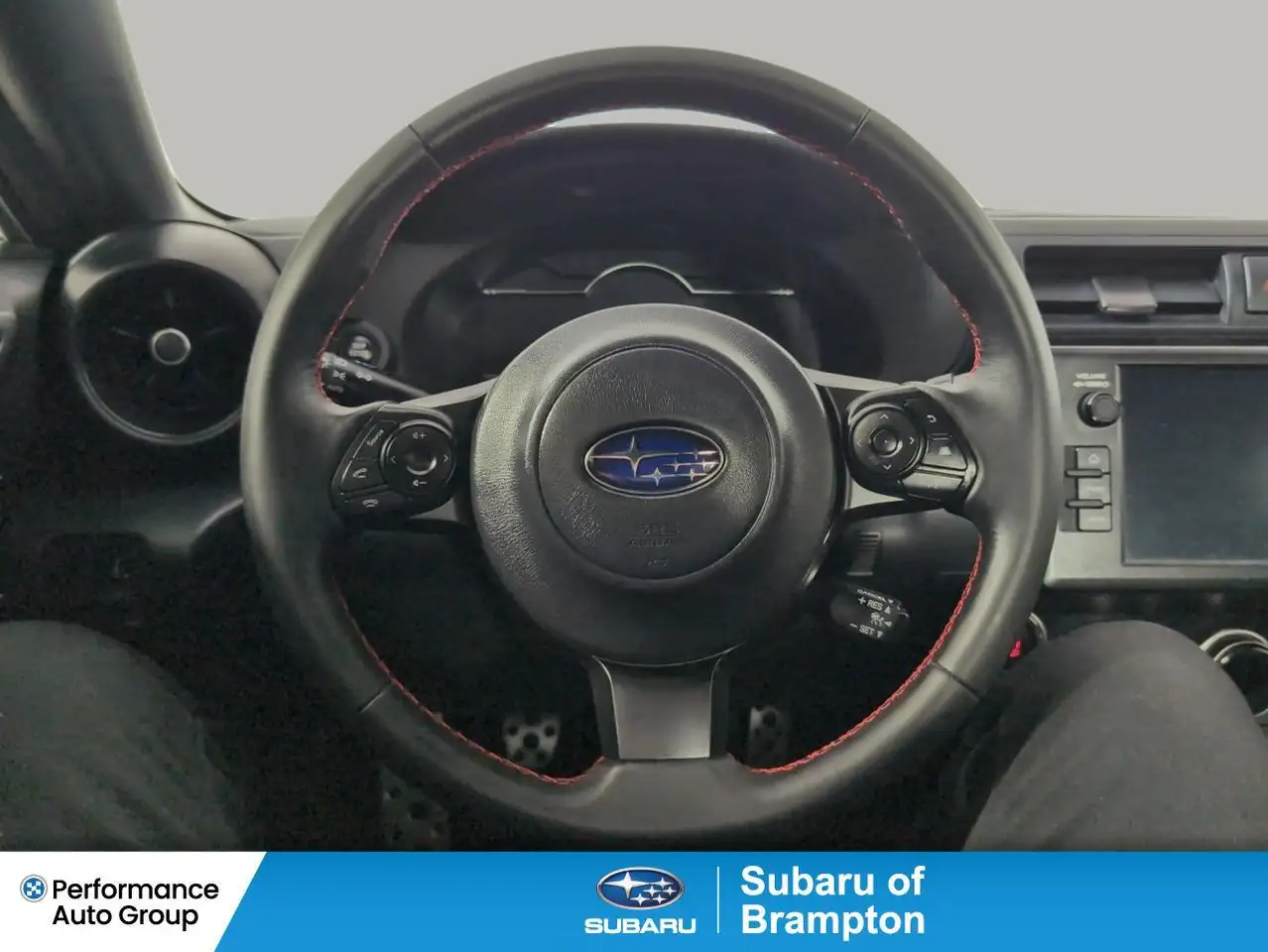 Subaru BRZ снимка Subaru BRZ