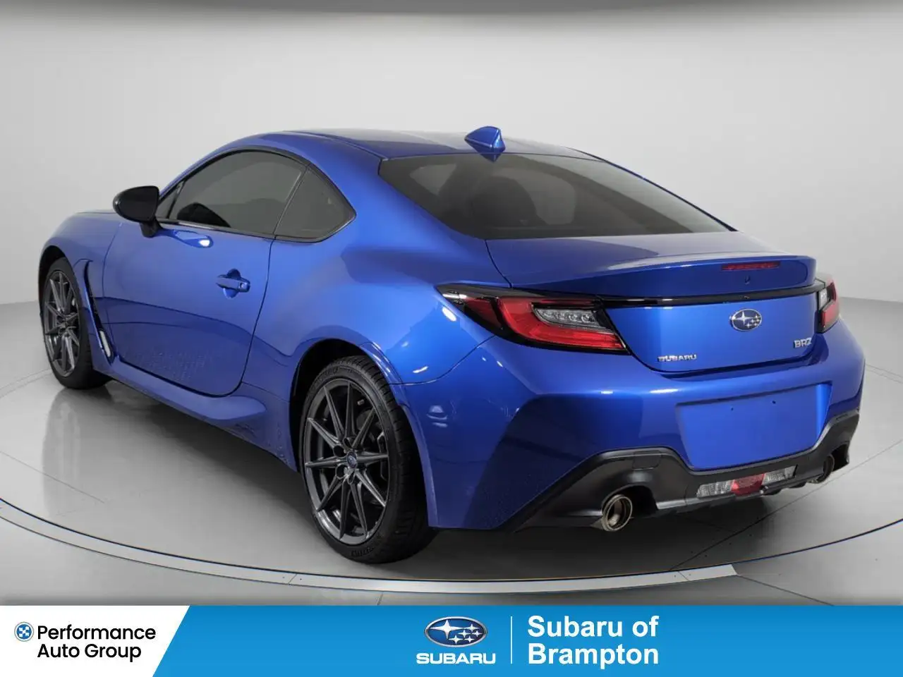 Subaru BRZ снимка Subaru BRZ