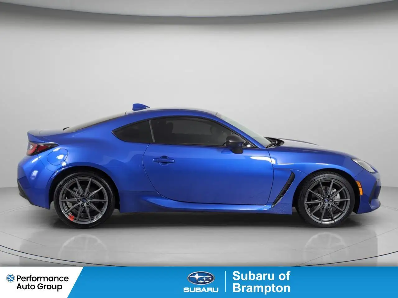 Subaru BRZ снимка Subaru BRZ