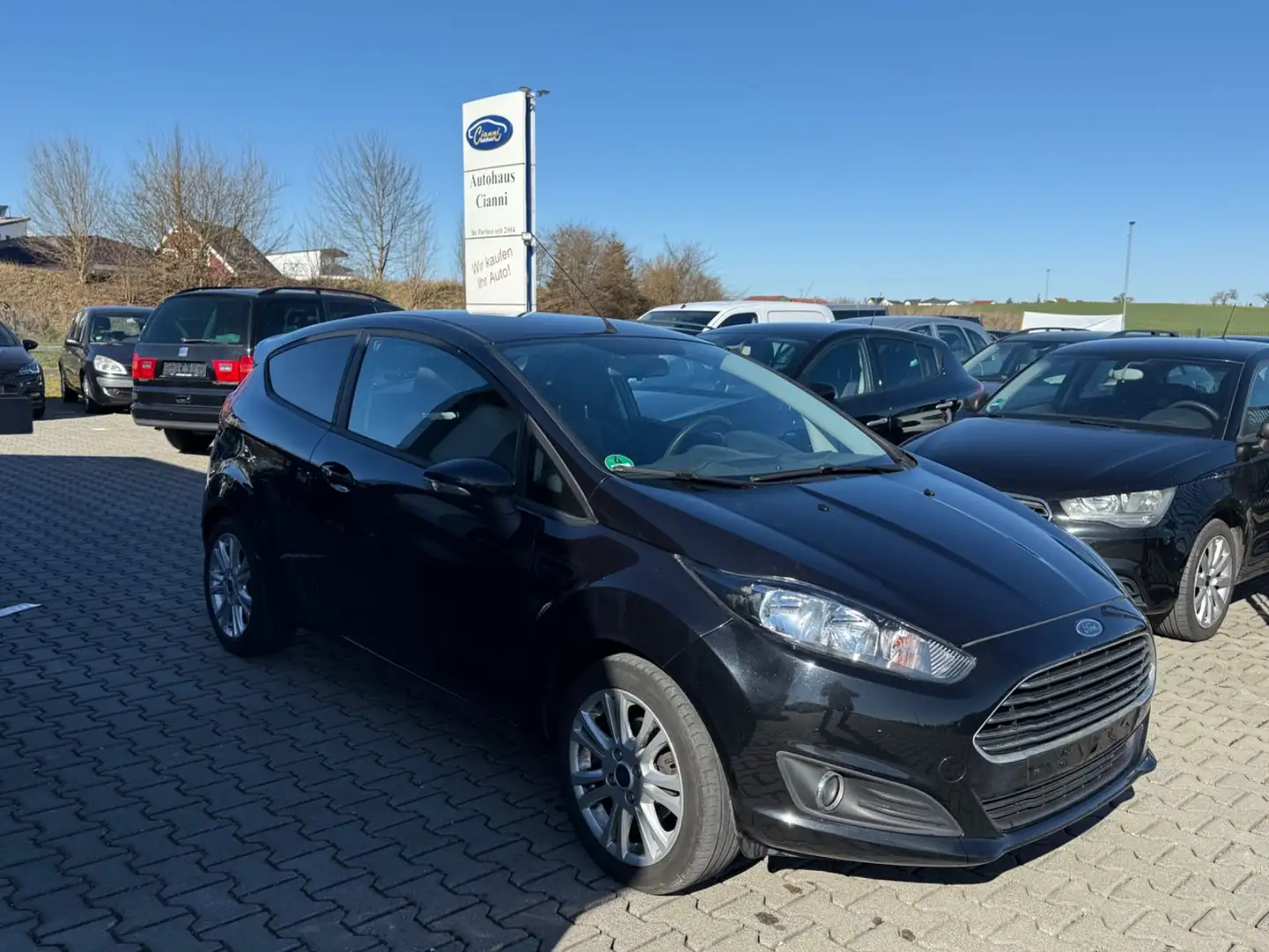 Ford Fiesta Sync Edition** TüV NEU ** Schwarz - 1
