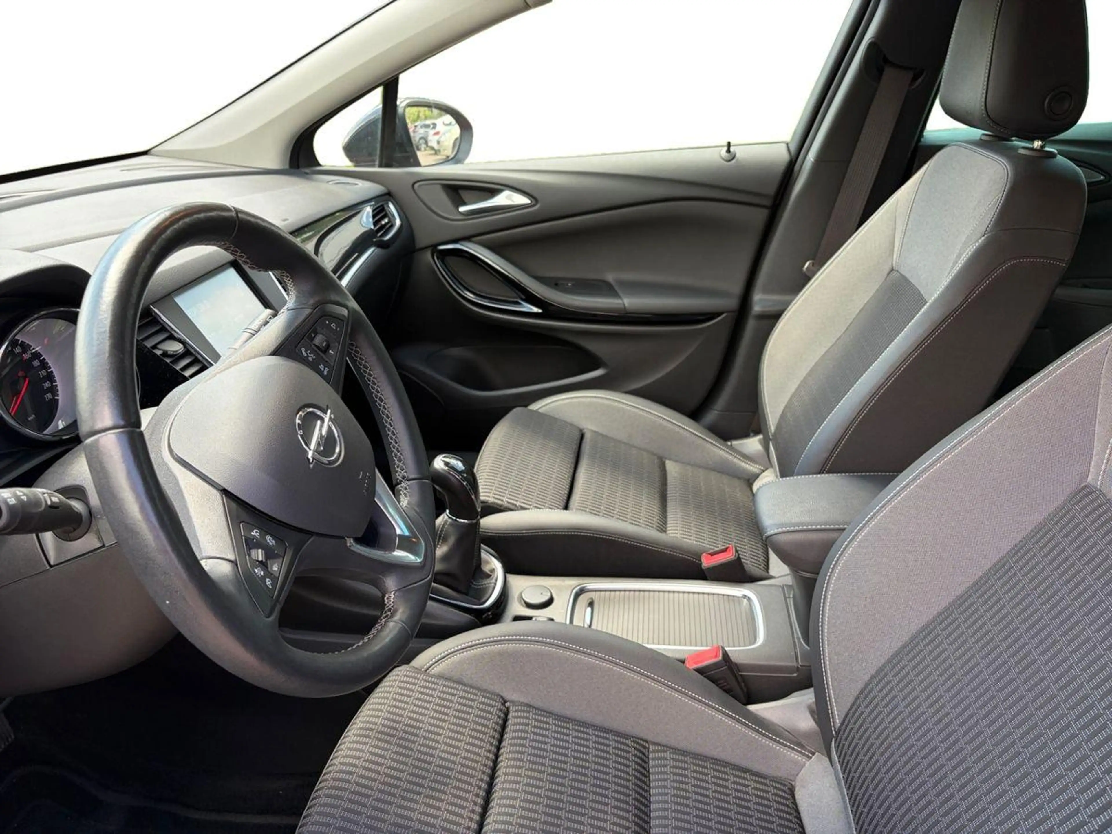 Opel Astra Elegance Start/Stop Metallic — photo 6
