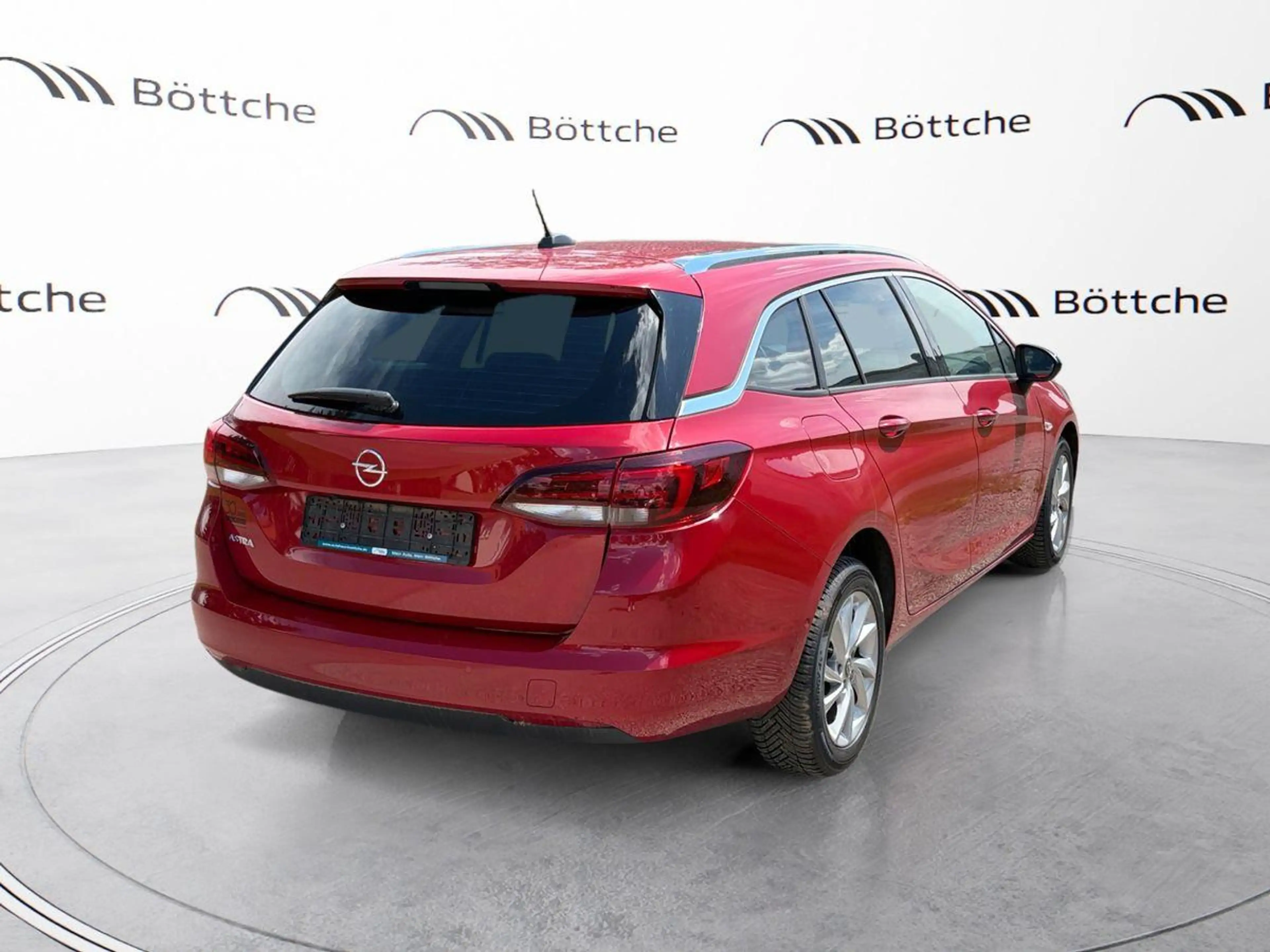 Opel Astra Elegance Start/Stop Metallic — photo 4