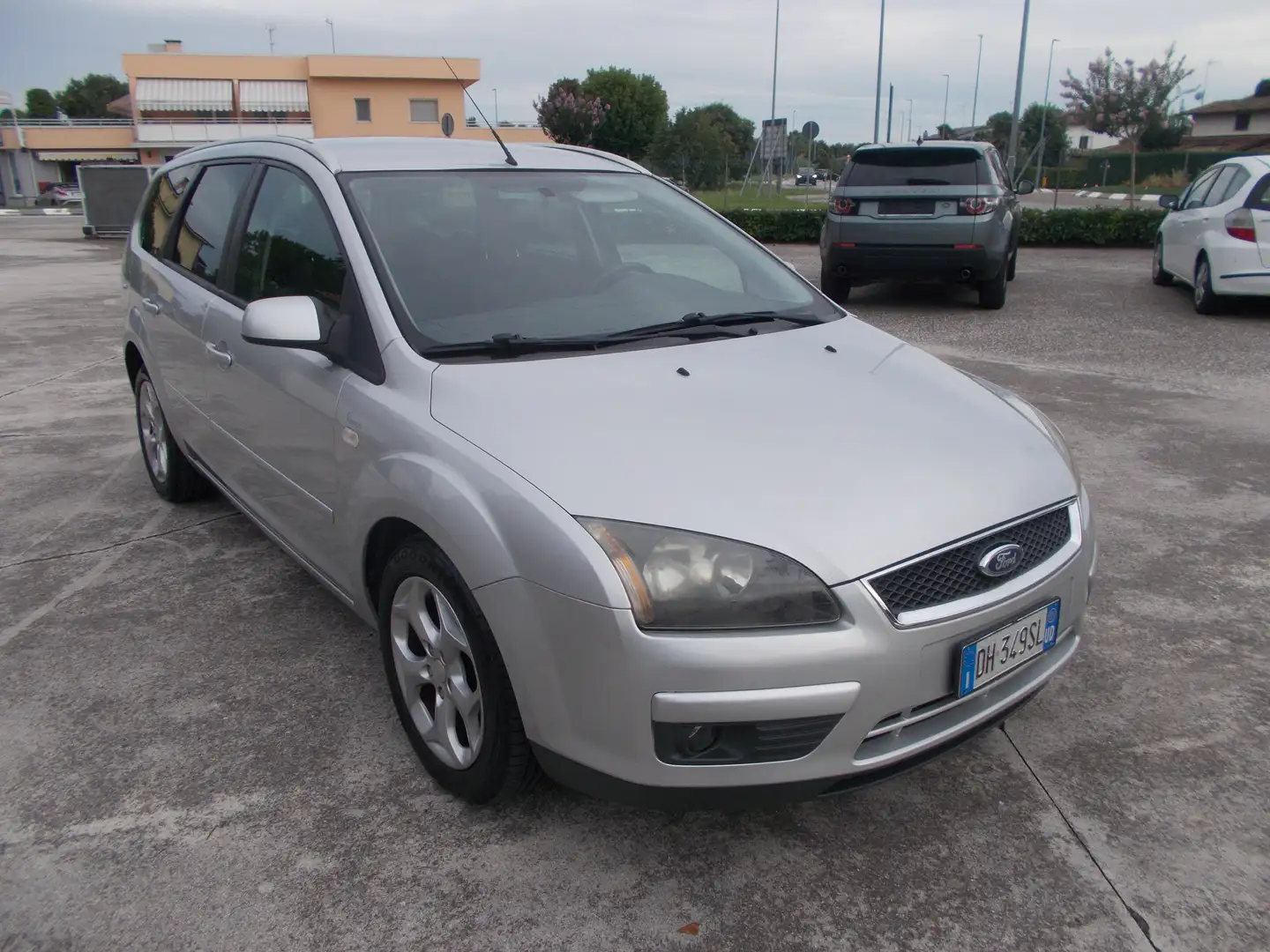 Ford Focus SW Style Wagon 1.6 tdci 90cv Argent - 1