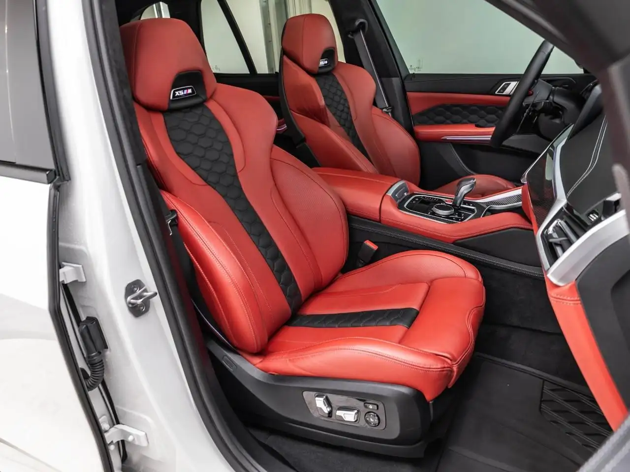 BMW X5 M photo BMW X5 M