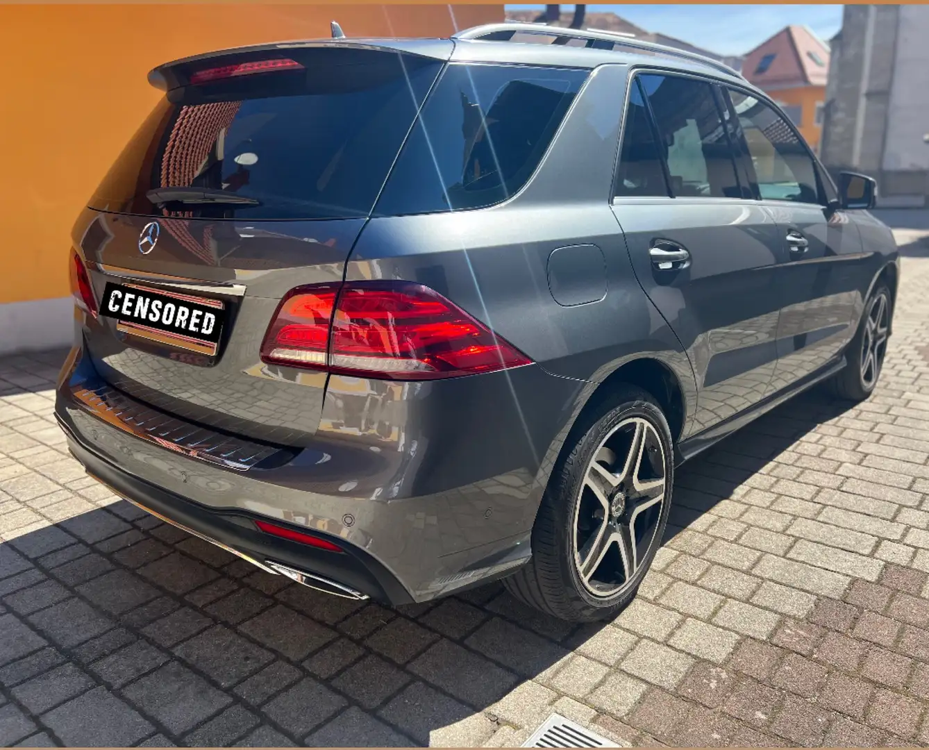 Mercedes-Benz GLE 250 d 4Matic Aut. **AMG PAKET**PANORAMADACH** Szürke - 2