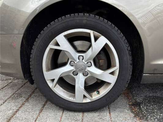 2009 Audi A6 3.2L FrontTrak thumb 11