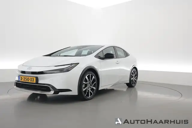 Toyota Prius 2.0 Plug-in Executive - Orig. NL | Dig. Cockpit |