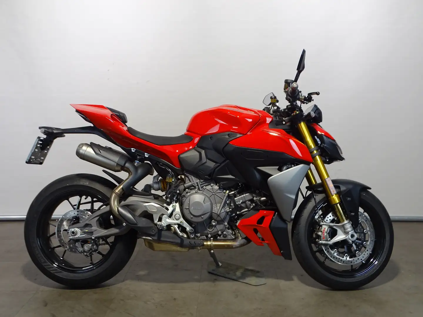 Ducati Streetfighter V2 S Roşu - 1