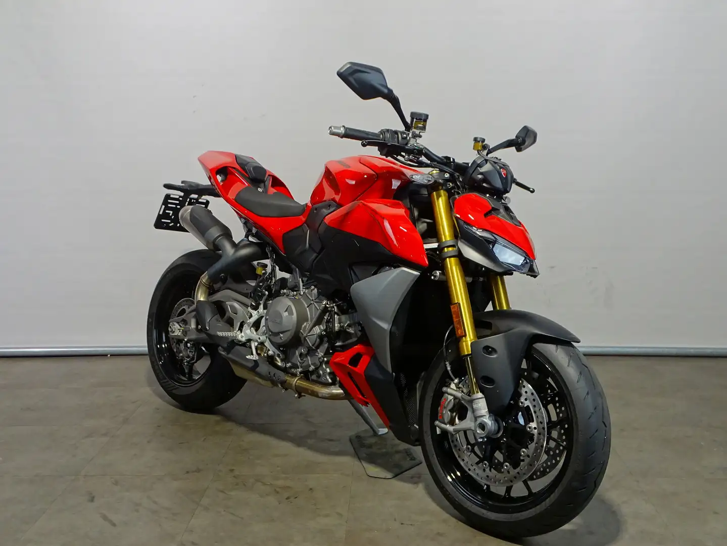 Ducati Streetfighter V2 S Roşu - 2