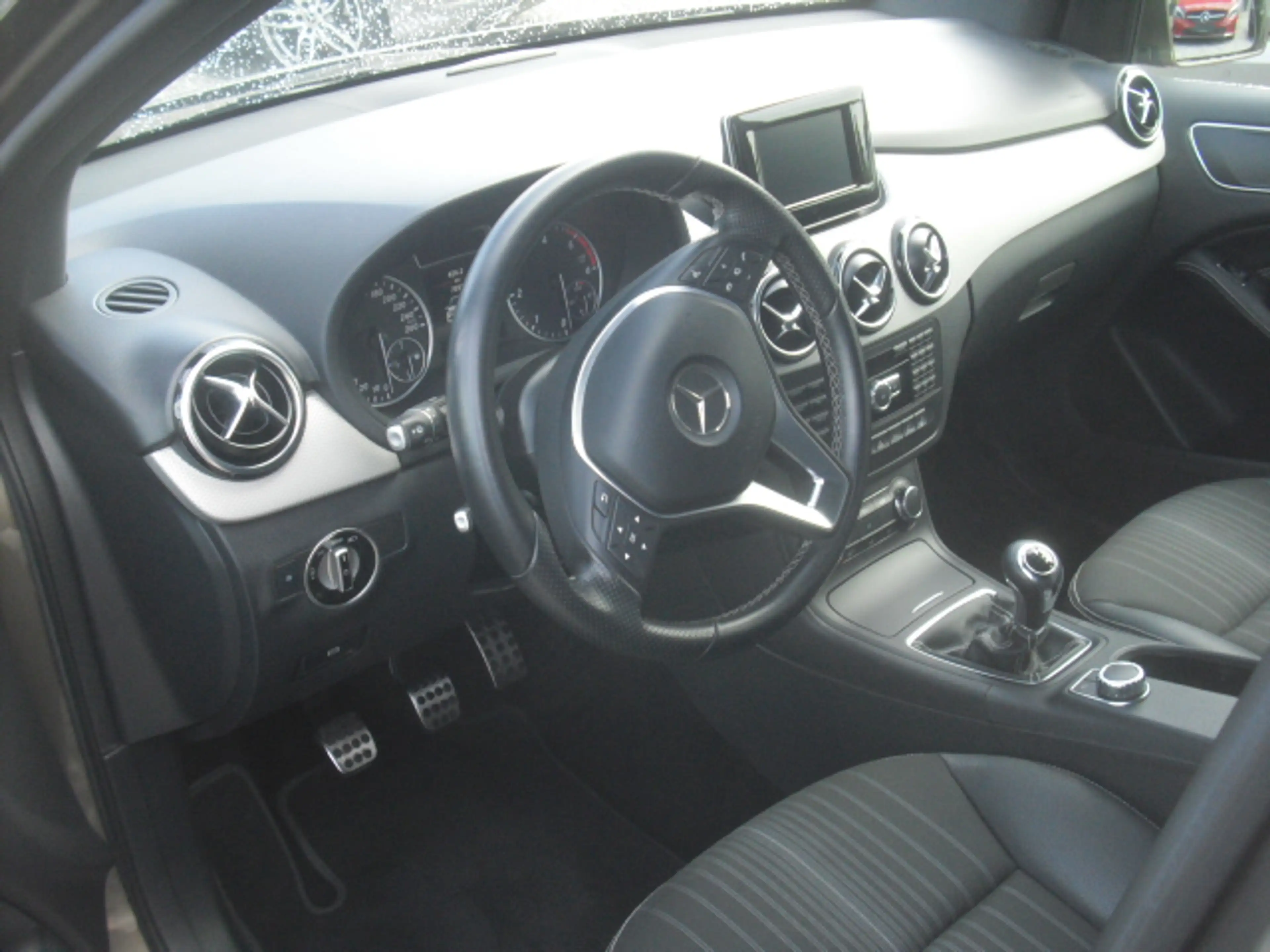 Mercedes-Benz B 180 B 180 CDI / d (246.212) — photo 7