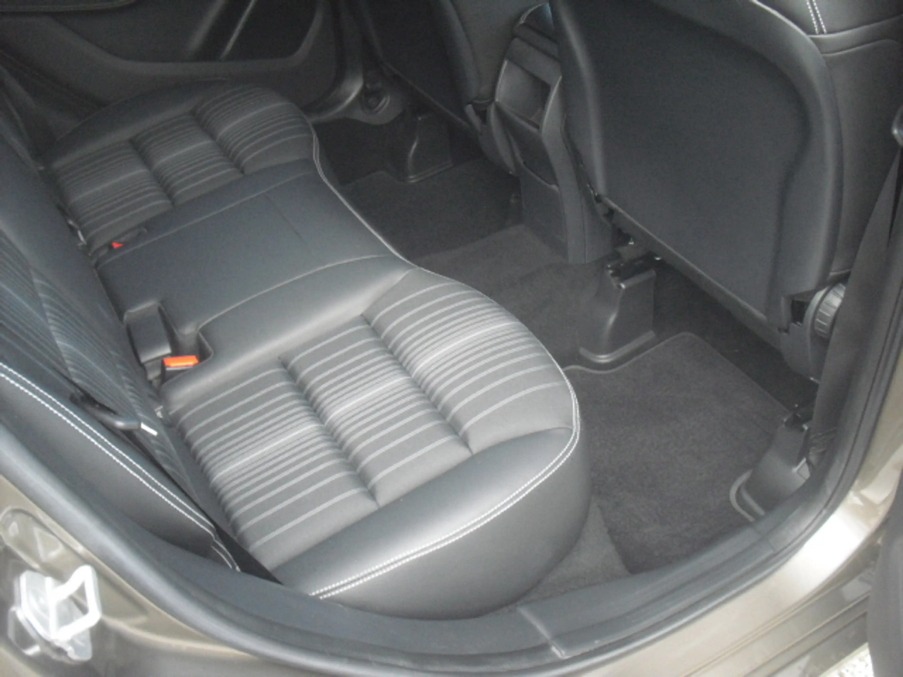 Mercedes-Benz B 180 B 180 CDI / d (246.212) — photo 11