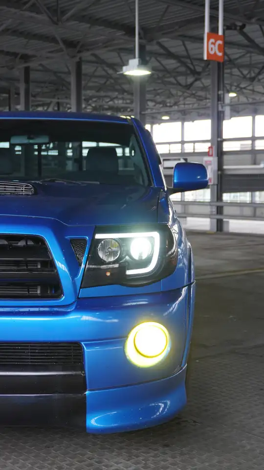 Toyota Tacoma снимка Toyota Tacoma
