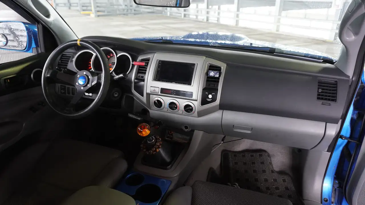 Toyota Tacoma снимка Toyota Tacoma