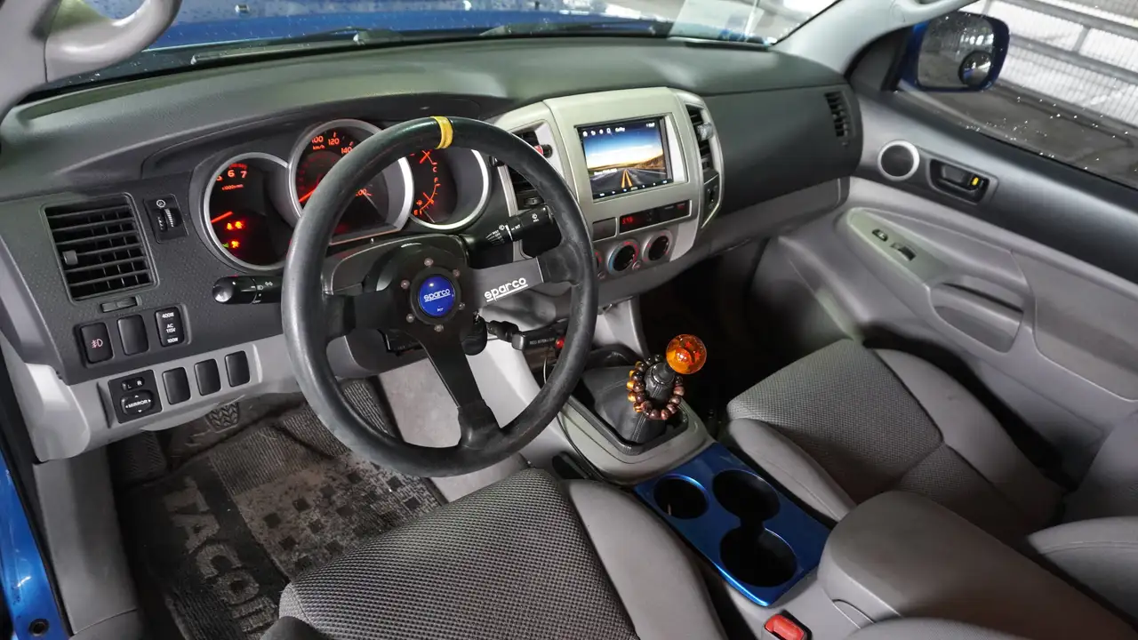 Toyota Tacoma снимка Toyota Tacoma