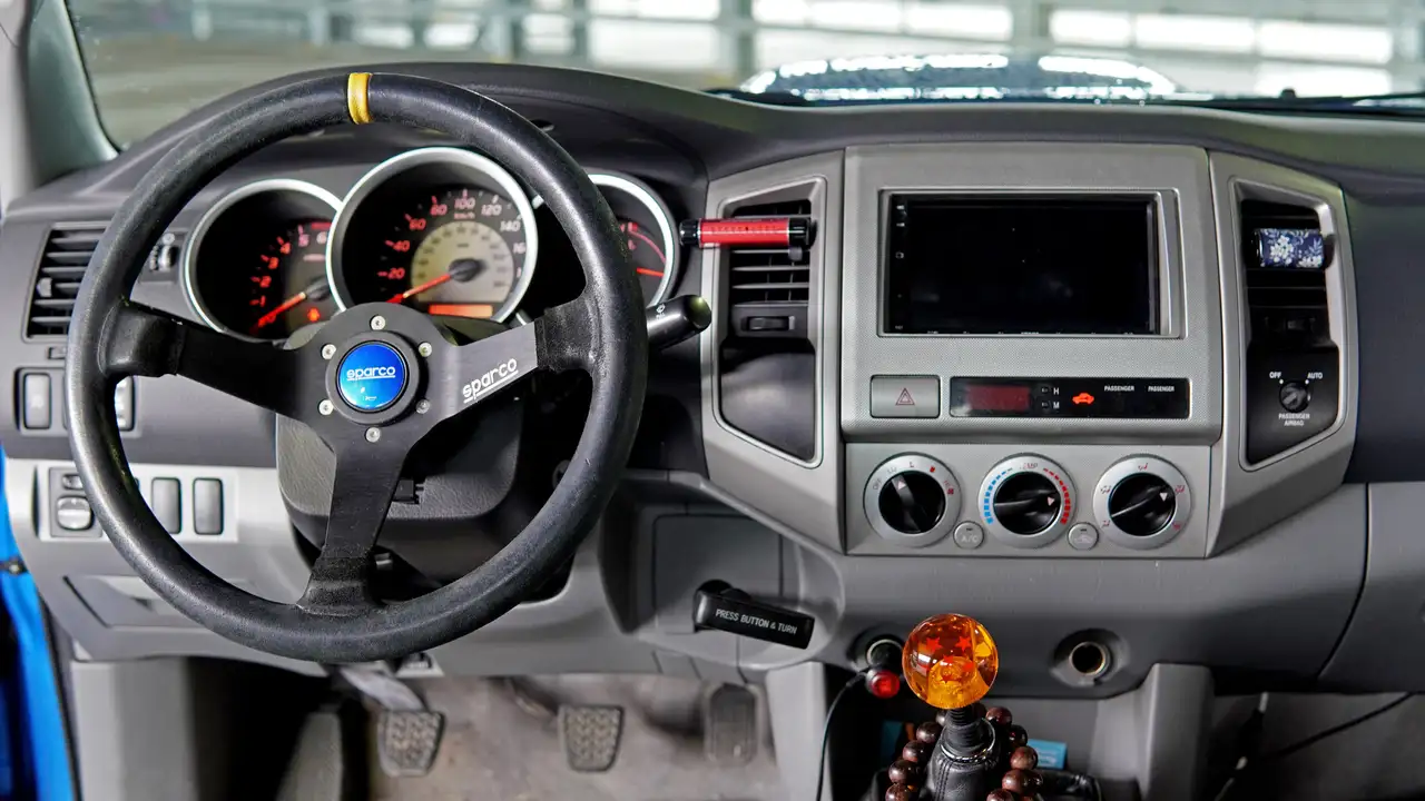 Toyota Tacoma снимка Toyota Tacoma