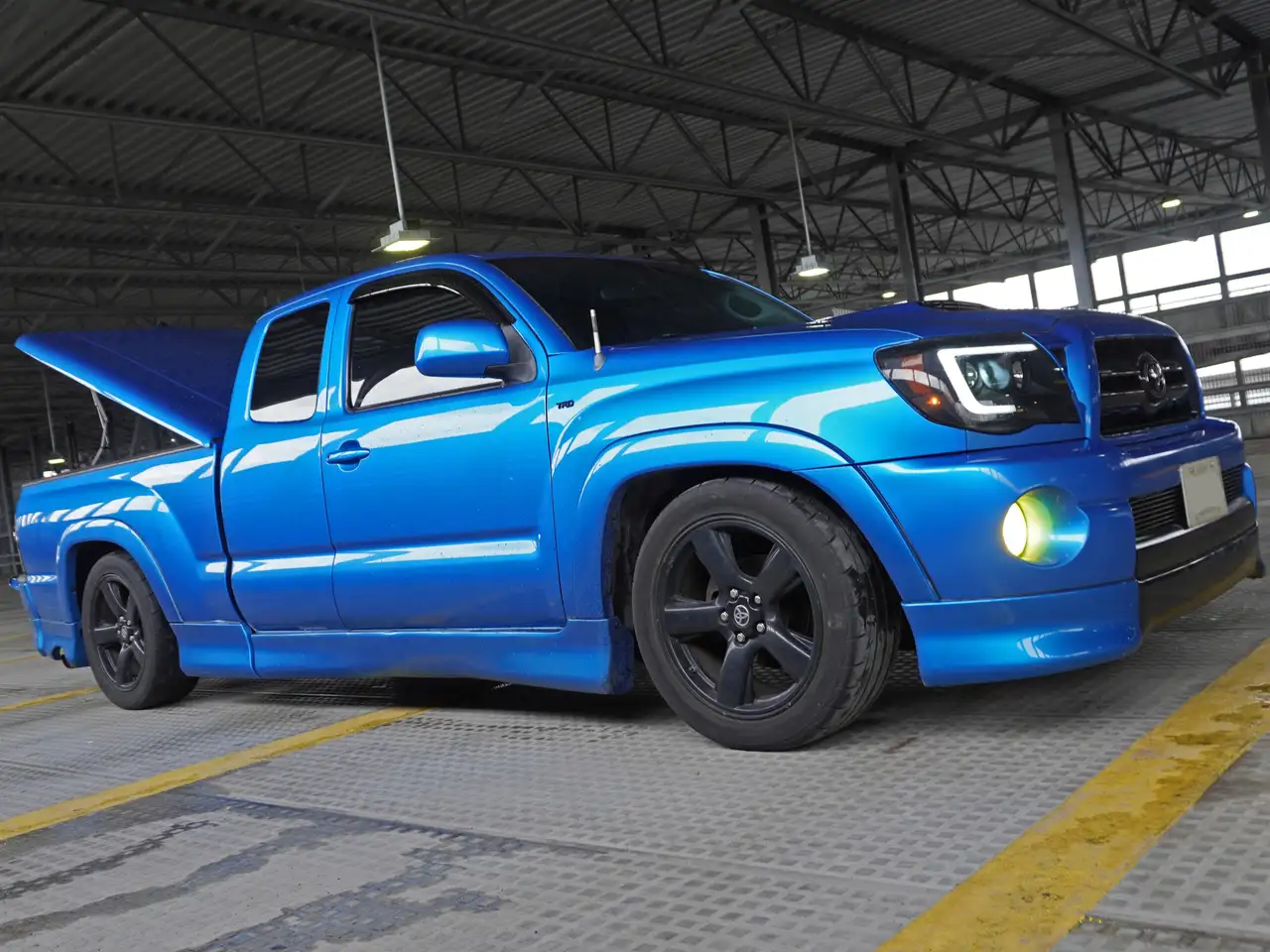 Toyota Tacoma снимка Toyota Tacoma