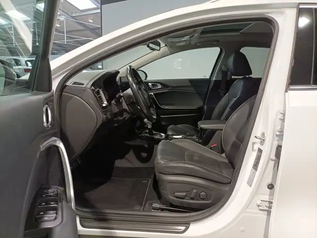 Kia Xceed view 7