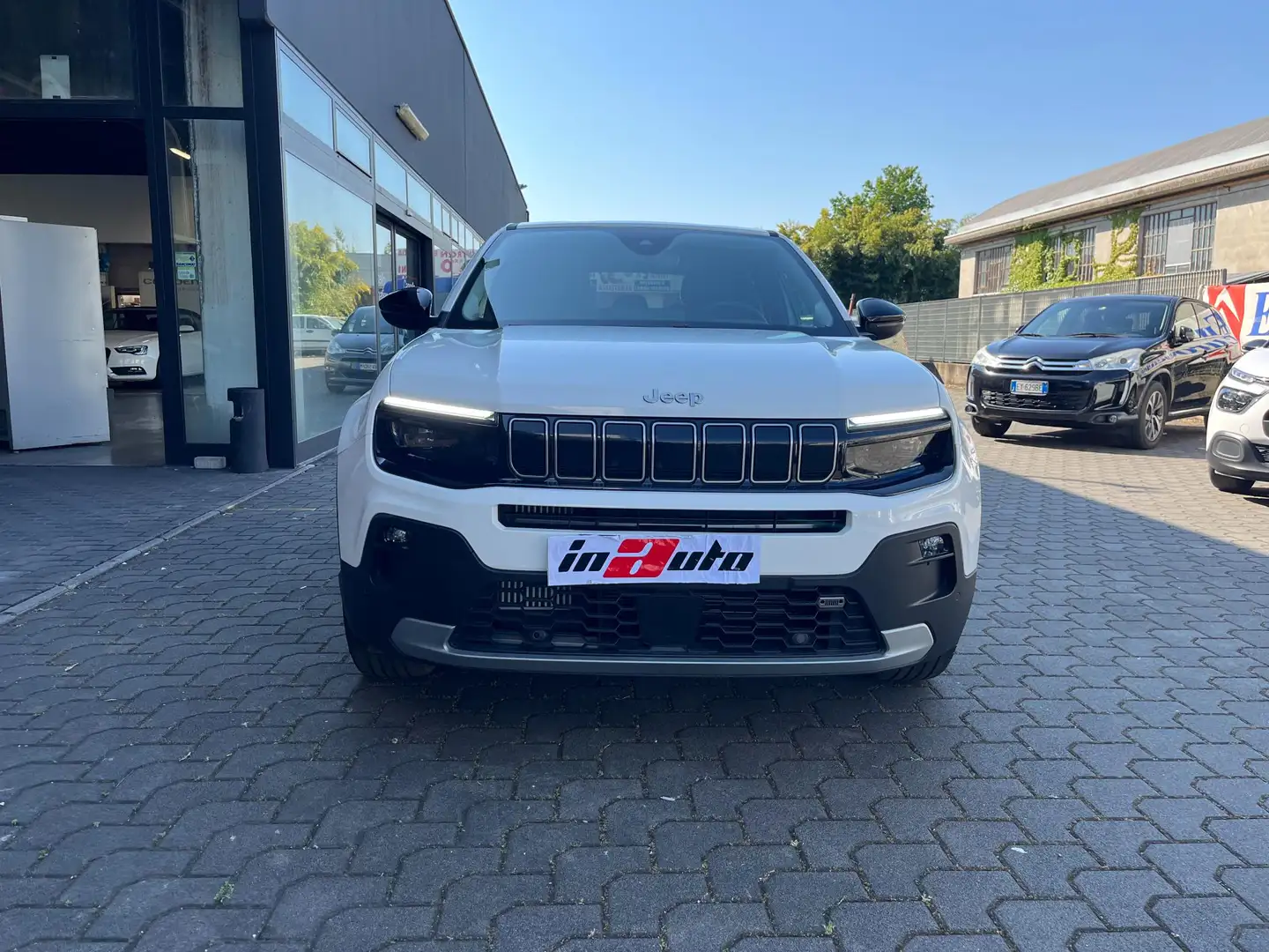 Jeep Avenger 1.2 turbo Summit fwd 100cv Weiß - 1