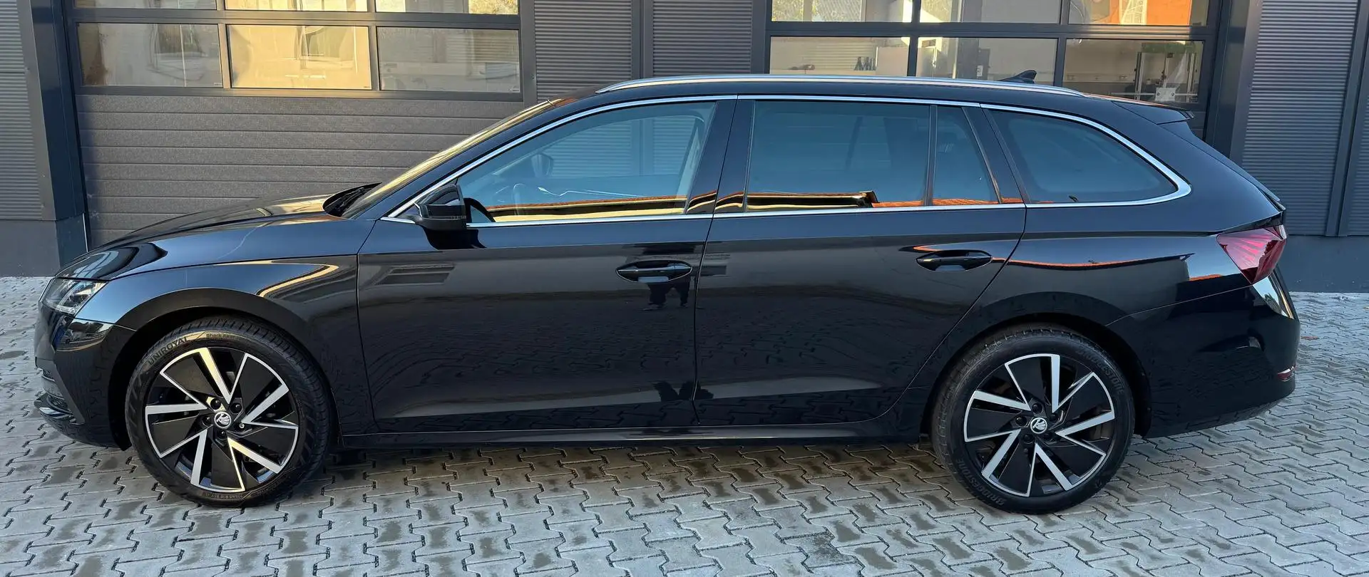 Skoda Octavia Combi 1.5 TSI*Style*Car-Play*RFK*LED*ACC*Sitzhe... Noir - 2