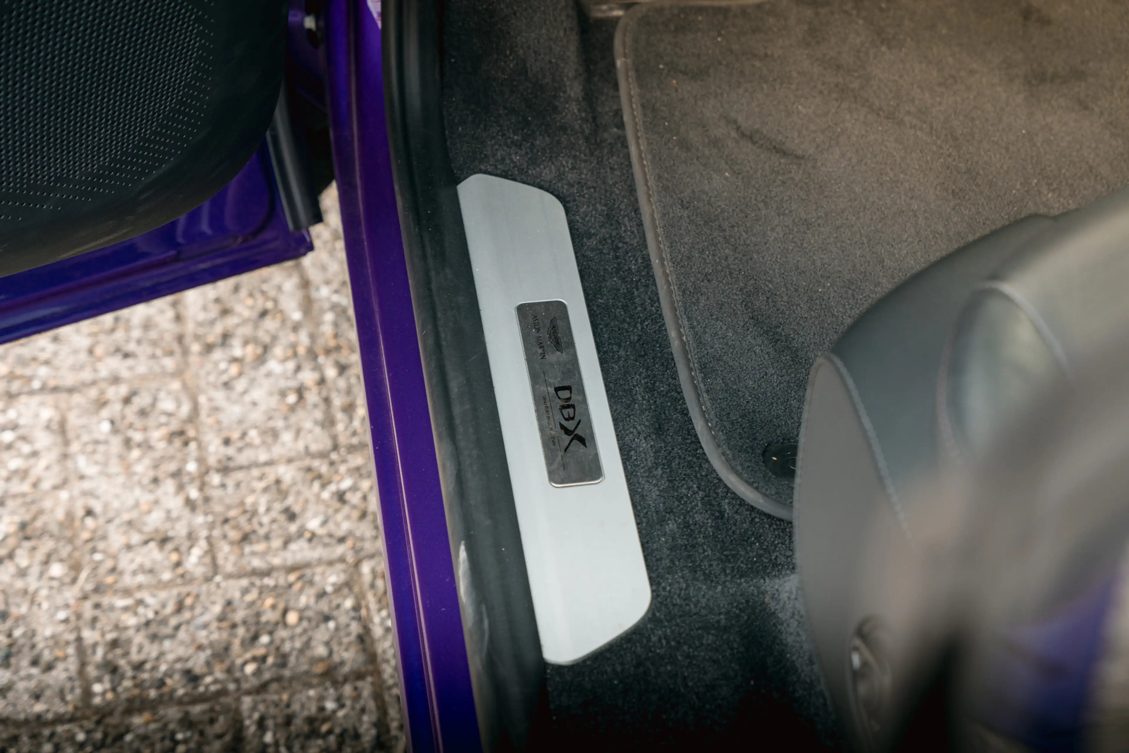 Aston Martin DBX 4.0 V8 707 Purple Uniek! — photo 13
