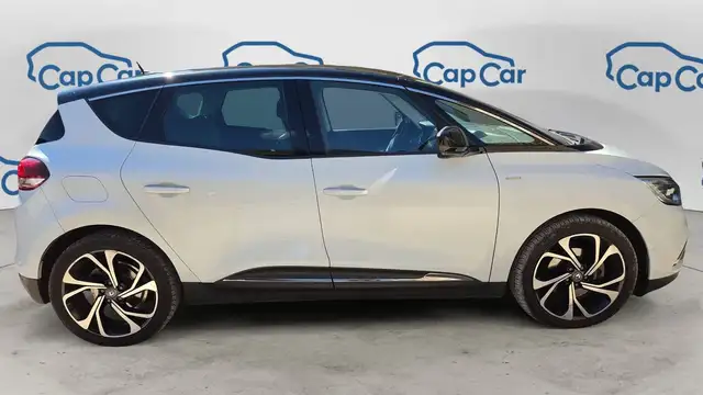 Renault Scenic view 4