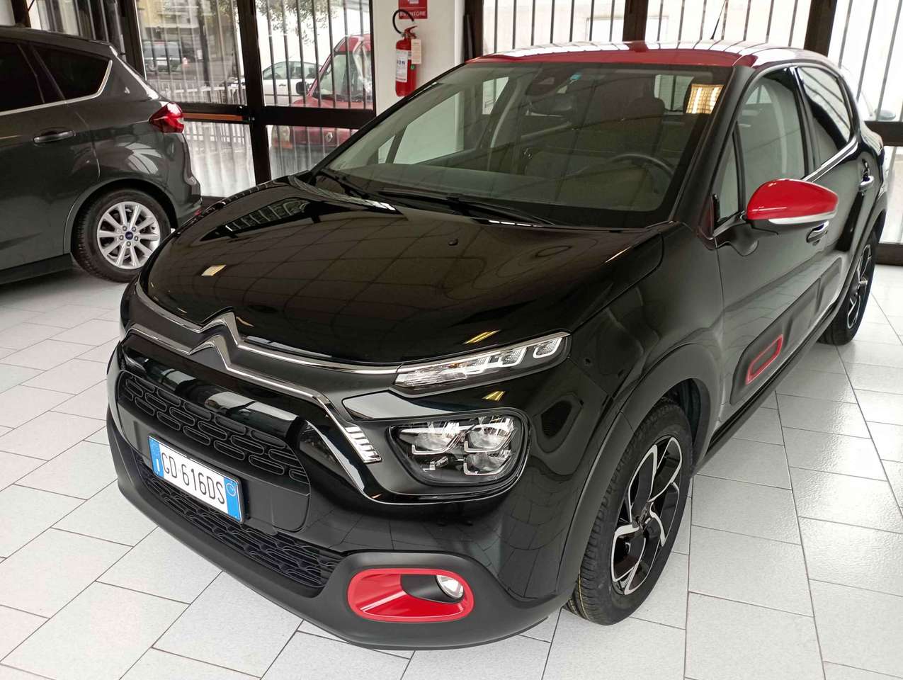 Citroen C3 C3 III 2017 1.2 puretech Shine s