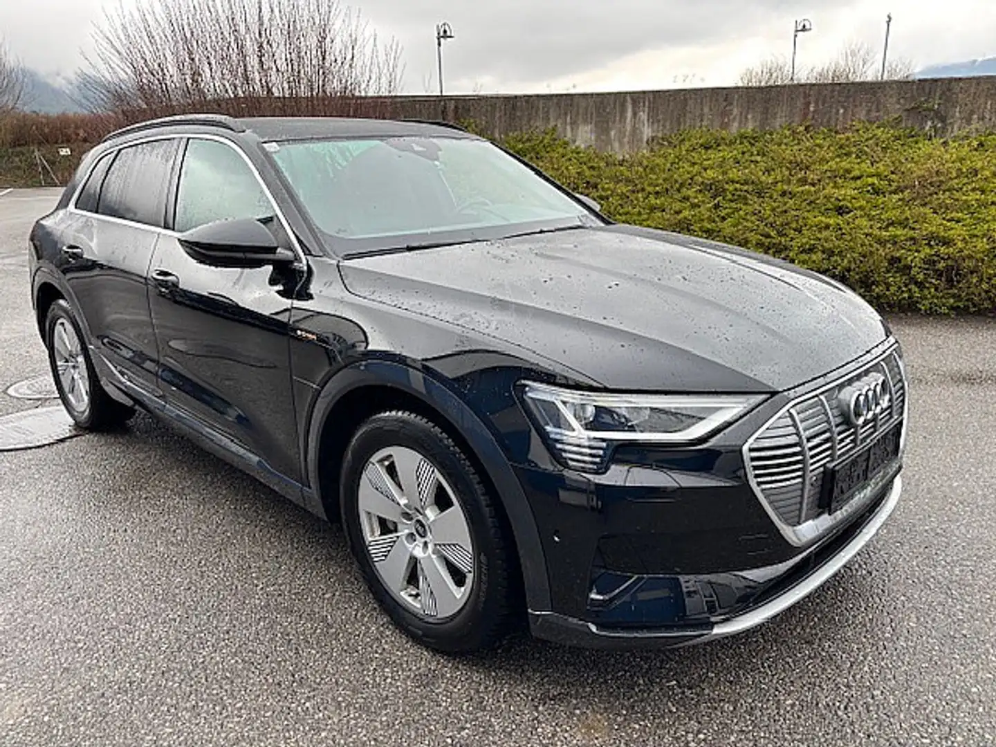 Audi e-tron 55 quattro 95kWh Business Nero - 2