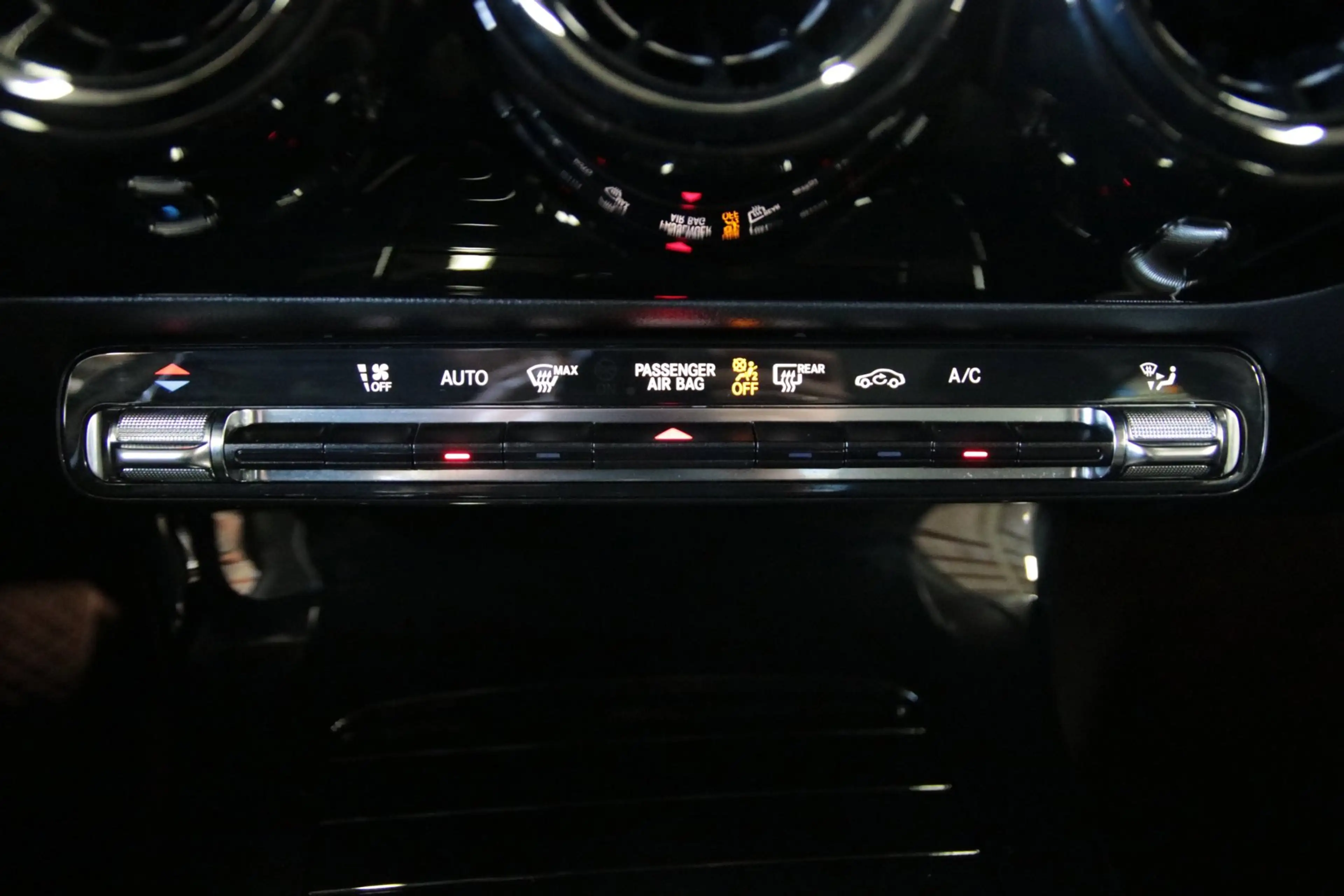 Mercedes-Benz A 180 Apple CarPlay/ Led-koplampen/ Achteruitrijcamera — photo 30